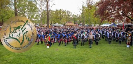 Massed Pipe Band